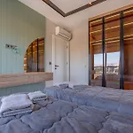 شقة Arya Garden *