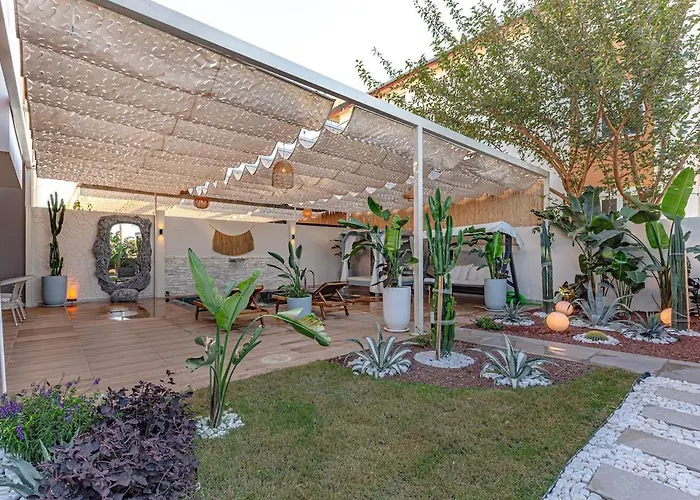 Arya Garden Appartement *