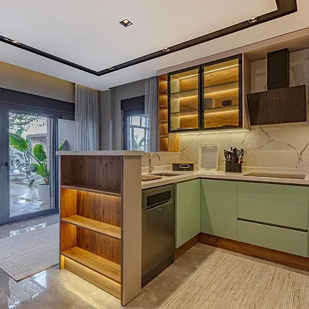 Arya Garden 아파트 시데