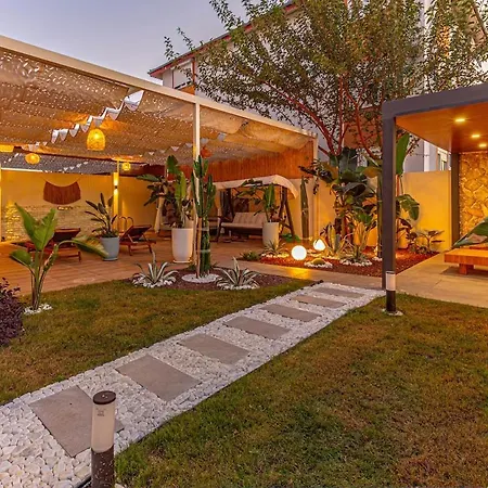 Arya Garden * 시데