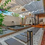 Apartament Arya Garden Side