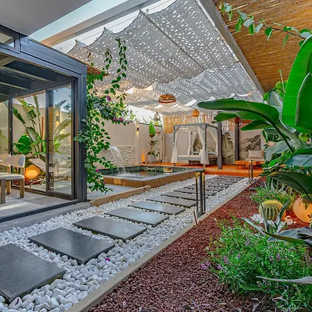 Apartment Arya Garden