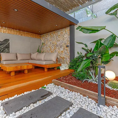 Arya Garden Apartment