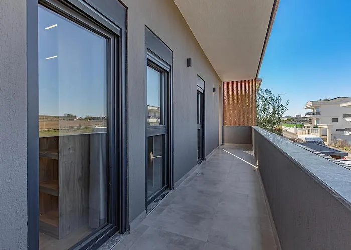 Arya Garden Apartman