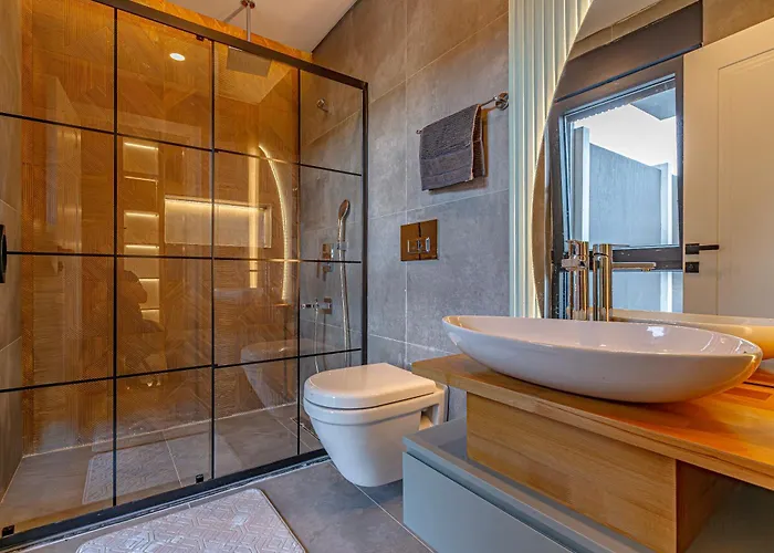 Arya Garden דירה