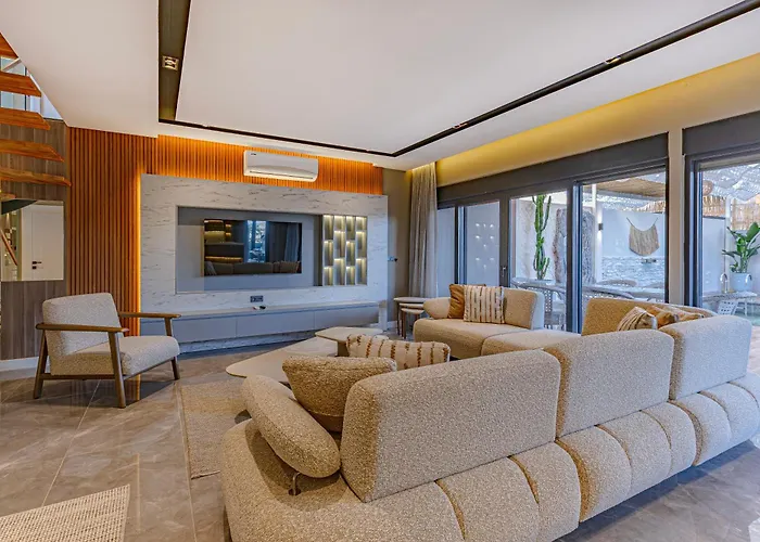 Arya Garden דירה