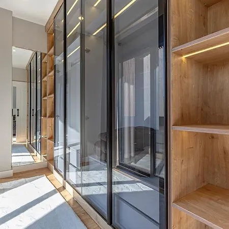 公寓 Arya Garden *