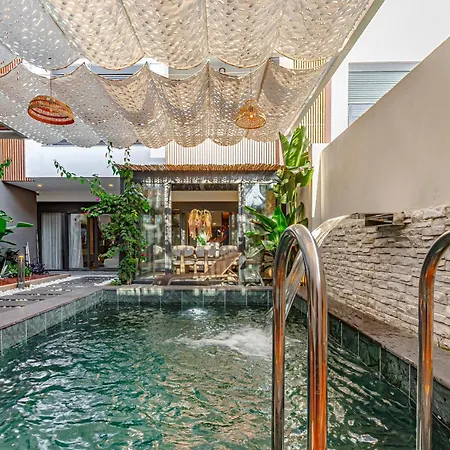 Arya Garden * سيدي
