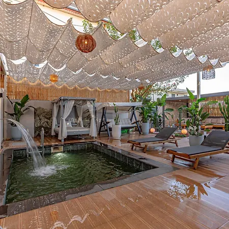 公寓 Arya Garden